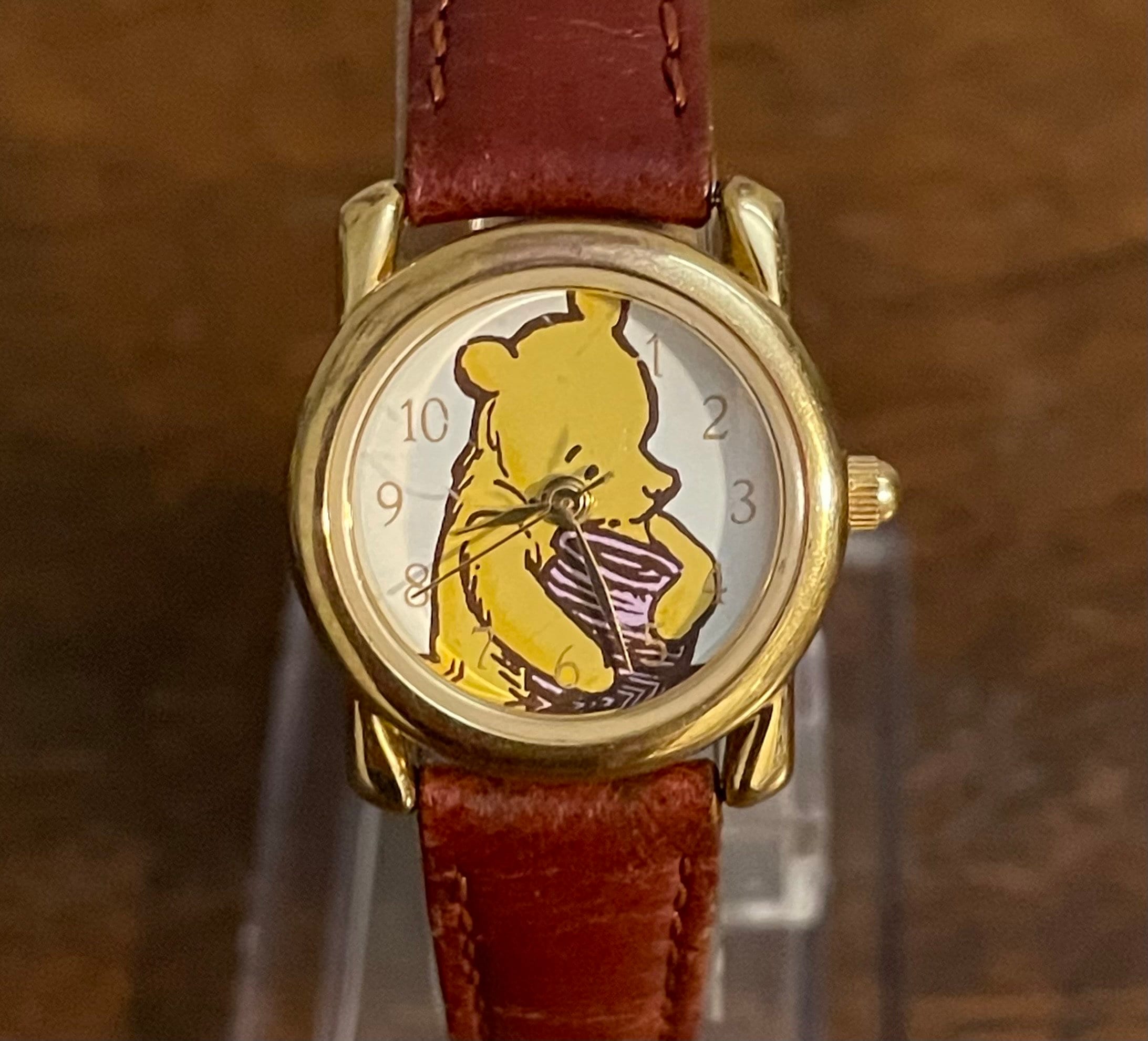 1990’s Ingersoll Classic Pooh Piglet Wristwatch- Vintage Women’s Ingersoll Timex 1990 main image 4
