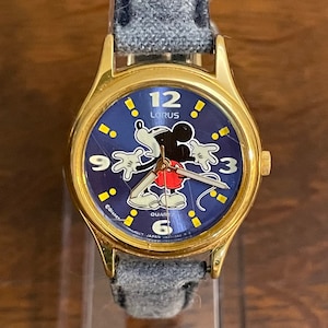 1990’s Lorus Disney Mickey Mouse Exclamation Watch- Vintage woman’s Disney Startled Mickey Mouse Watch