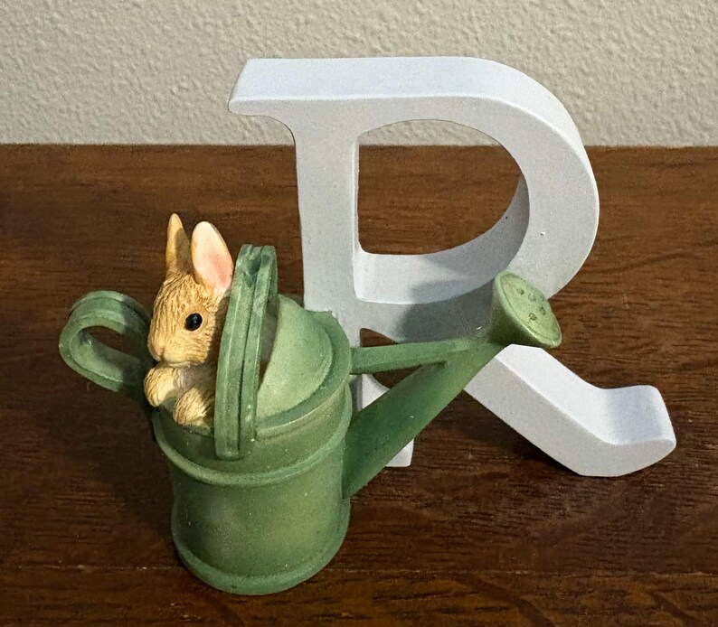 2005 Enesco Peter Rabbit in Watering Can Letter “R”- Vintage Beatrix ...