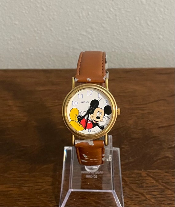 1990’s Lorus Disney Mickey Mouse Watch- Vintage L… - image 2