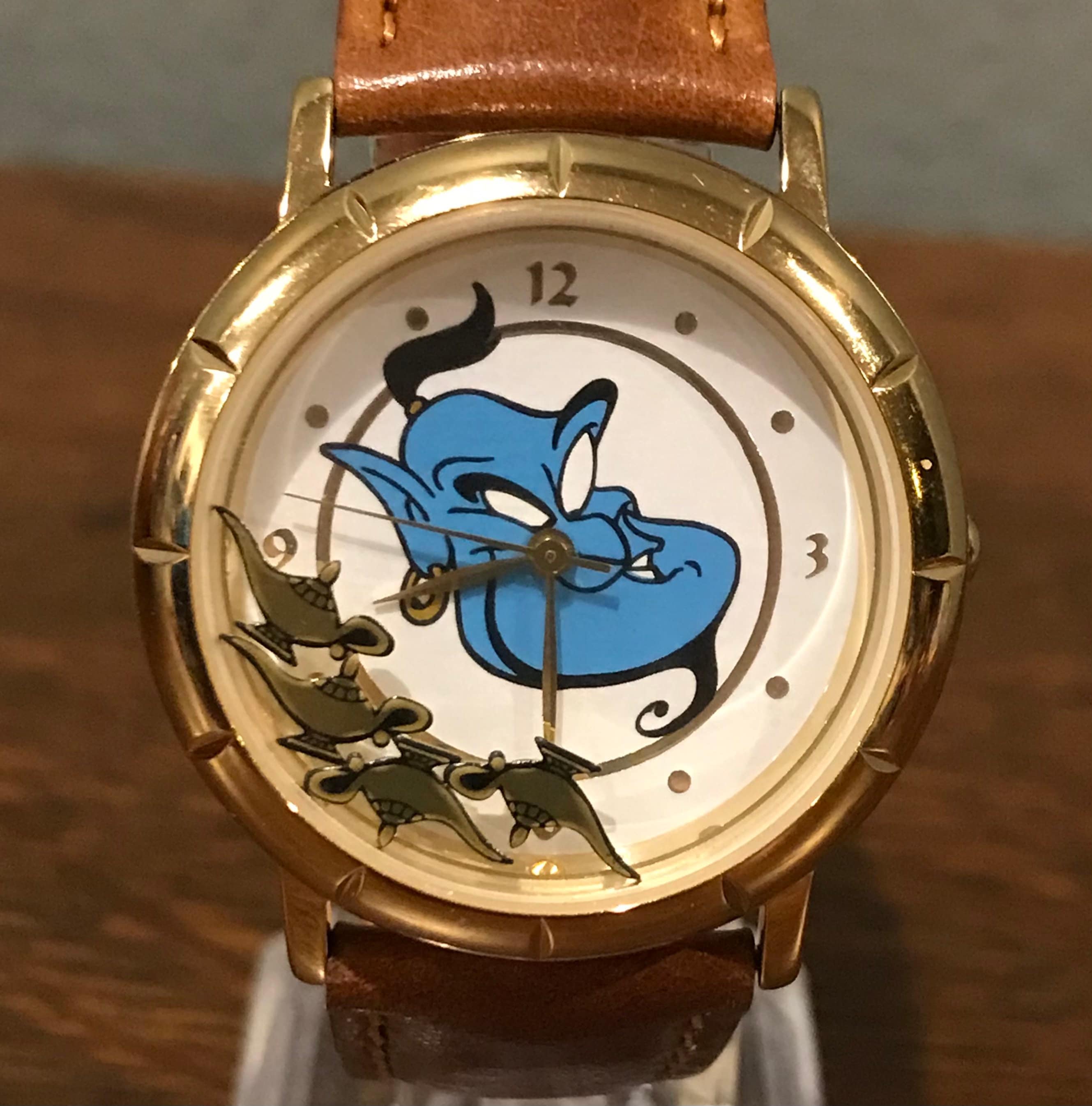数量は多 1990's Fossil Limited Edition Aladdin Genie Watch- Vintage カップ