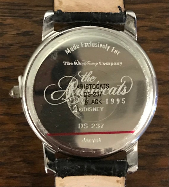 Aristocats wristwatch vtg disney watch Duchess cat Antiguo Disney reloj 1 – Vintage Radar main image 3