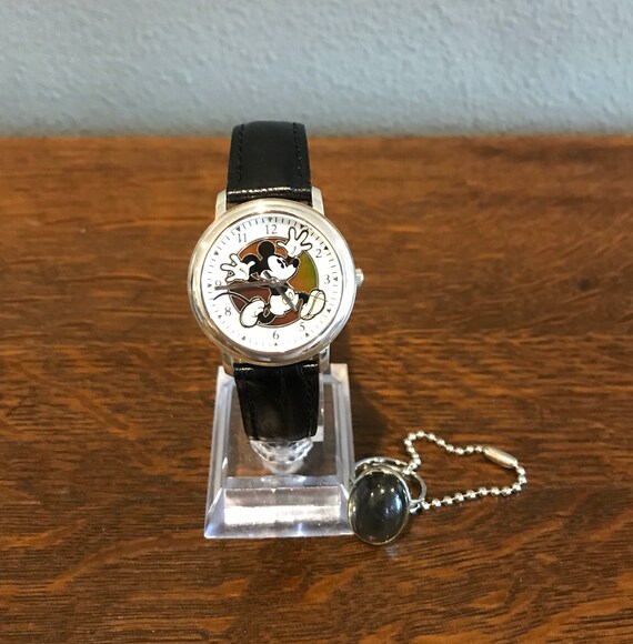 Fossil Disney Mickey Mouse Mood Watch 