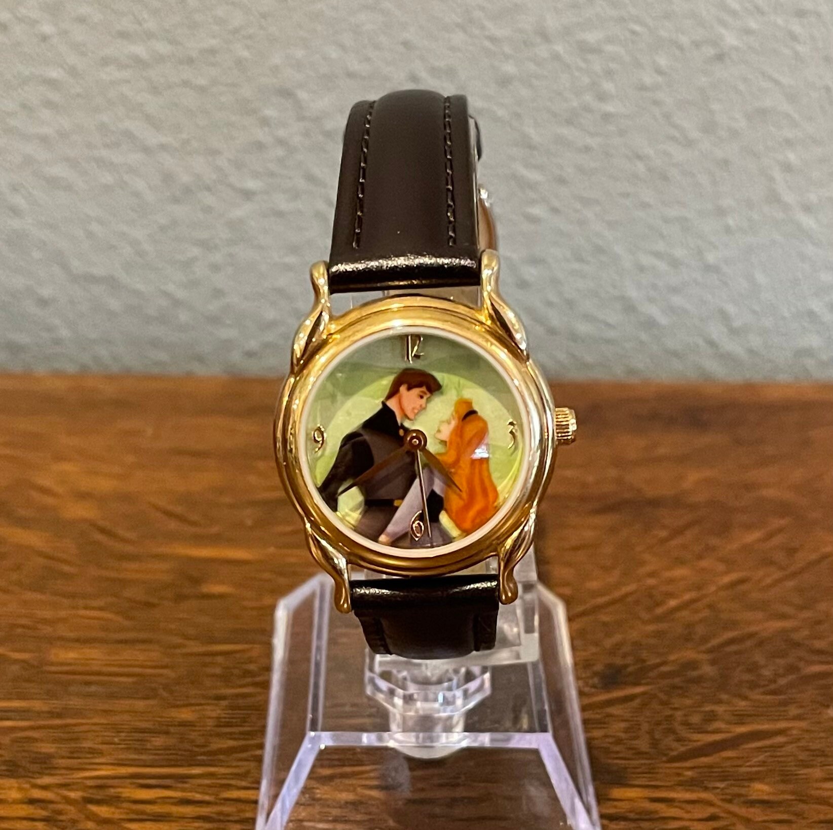 ディズニー『眠れる森の美女』限定腕時計がウィッカから、\u201cオーロラ姫 ディズニー/シチズン/レディース ディズニー　眠れる森の美女　限定時計