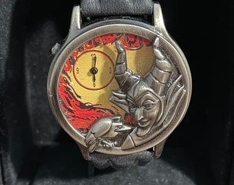 Disney Limited Edition Sleeping Beauty Maleficent Watch- Reloj Vintage Maléfica "Sleep Tight"