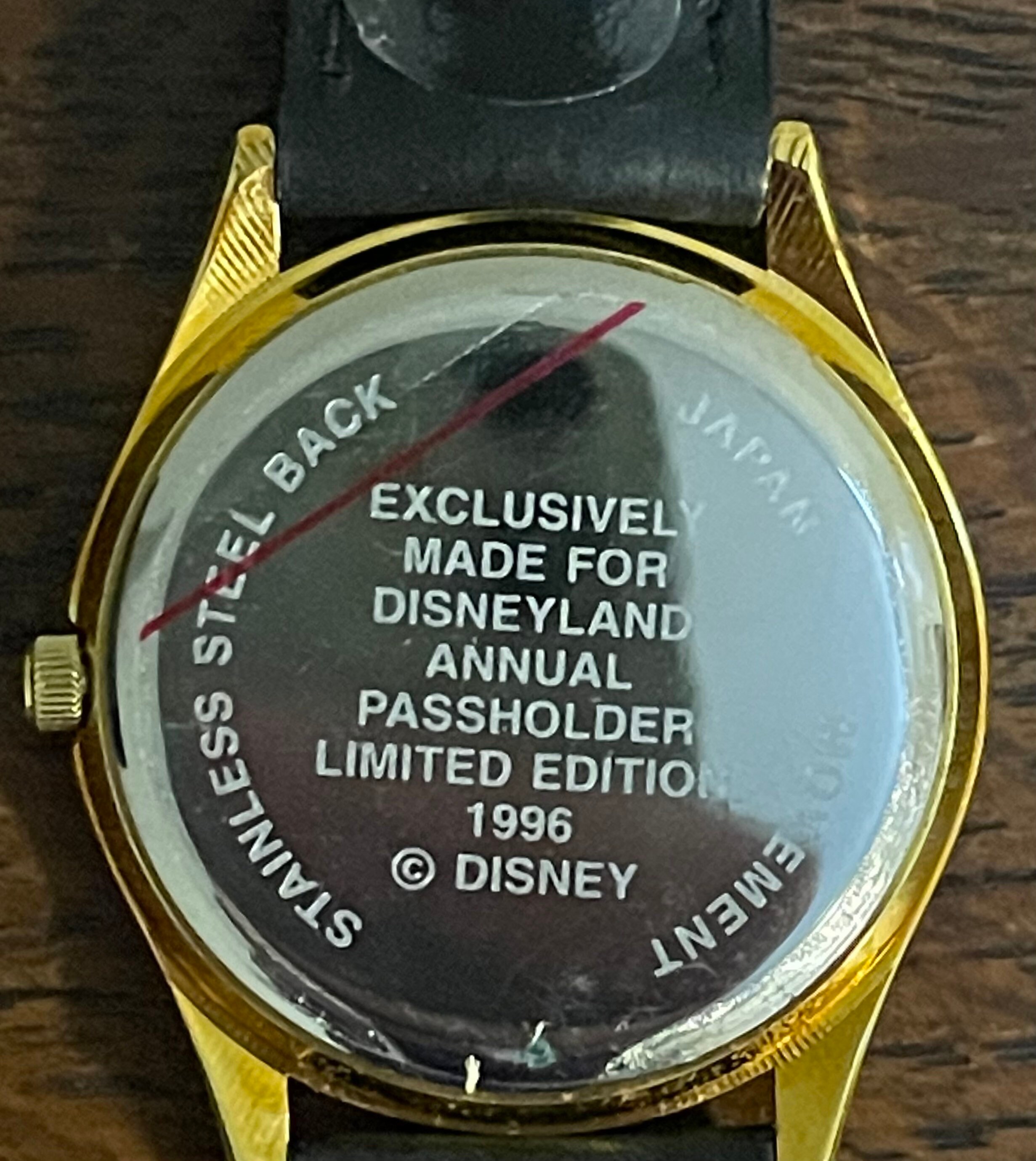 1996 Disneyland Annual Passholder Watch- Vintage Unisex  display picture 1