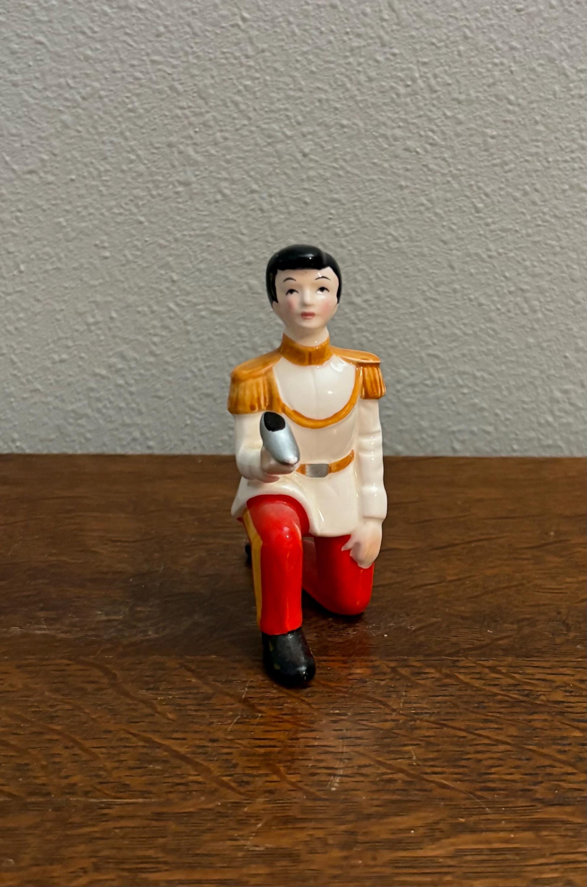 Cinderella and prince charming figurine - Etsy 日本