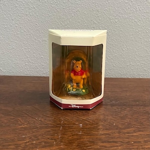 Disney’s Tiny Kingdom Winnie-the-Pooh Figurine- Vintage Miniature Pooh Figurine Toy