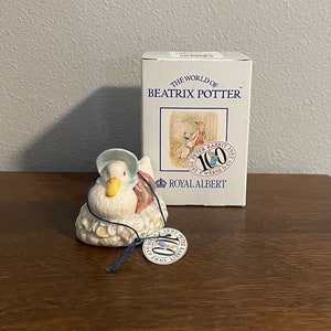 Jemima Puddleduck &quot;Made a Feather Nest&quot;- Beatrix Potter Figurine- Royal Albert, England, Copyright 1989