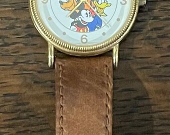 【Disney】ディズニータイムワークス　ミッキーマウス　腕時計 1990 年代のディズニー タイム ワークス ミッキー マウスと仲間