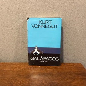 Edição do Clube do Livro de Galápagos, de 1985, de Kurt Vonnegut