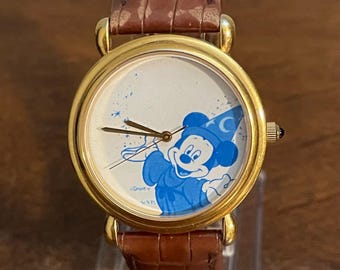 ヴィンテージ ディズニー ミッキーマウス レディース腕時計 – 赤い