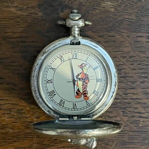 1990’s Disney Store Exclusive Tigger Pocket Watch- Vintage Tigger Silver Toned Pocket Watch