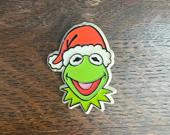 Pin navideño de la Rana Gustavo de 1979 - Pin vintage de los Muppets de Santa Gustavo