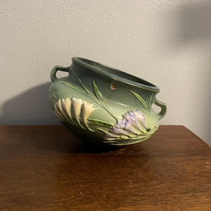 Roseville Pottery Freesia Hanging Planter- Vintage Small Roseville Pottery Green hanging Planter