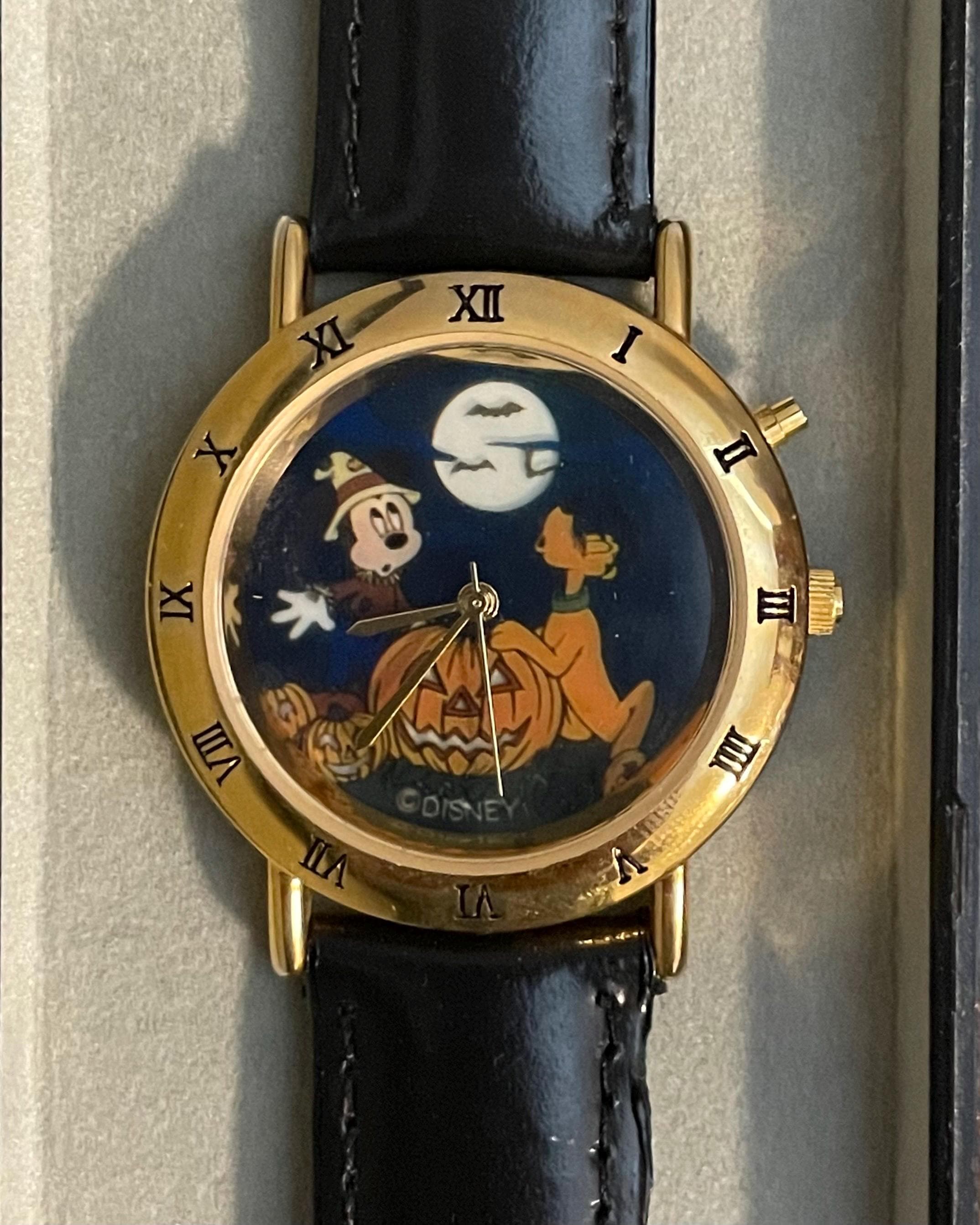1990's the Disney Catalog Exclusive Mickey Mouse and Pluto Light