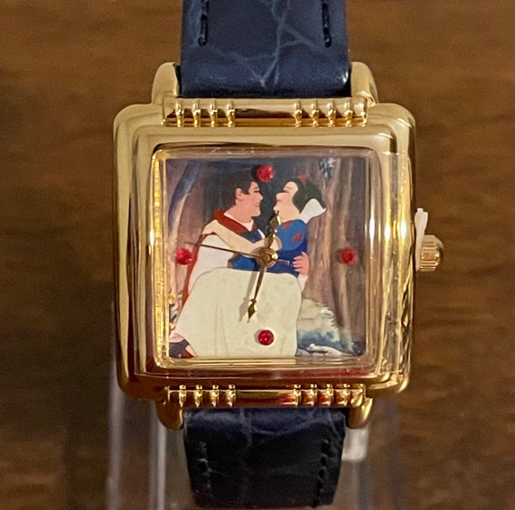 1990's Disney Fairy Tale Watch Collection Snow White and the Seven Dwarfs Watch View 4