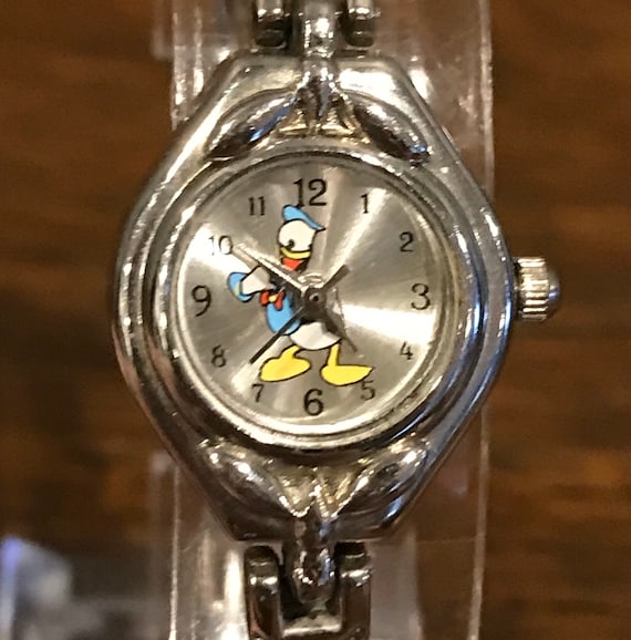 1980’s Donald Duck Bracelet Wristwatch- Vintage Wo