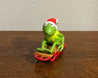 Adorno navideño vintage de la Rana Gustavo (1981) de Hallmark.