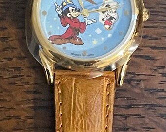 セール！ウォルトディズニースタジオ　ミッキー　限定　腕時計　ディズニーストア il_340x270.5601377145_10rp.jpg