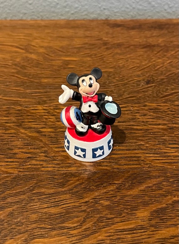 1990's Lenox Disney Thimble Collection- Vintage Mickey Mouse