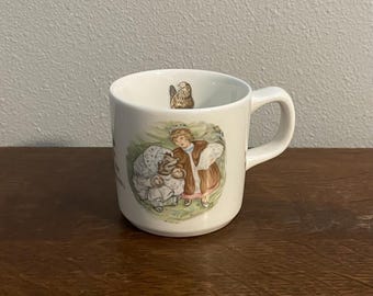 Wedgwood Mrs. Tiggy-winkle Mug- Vintage Beatrix Potter the Tale of