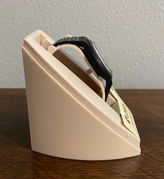 1990’s Lorus Mickey Mouse Comic Watch- Vintage Di… - image 5