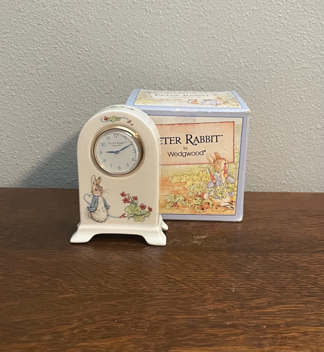 1993 Wedgwood Peter Rabbit Desk Clock-vintage Wedgwood Beatrix