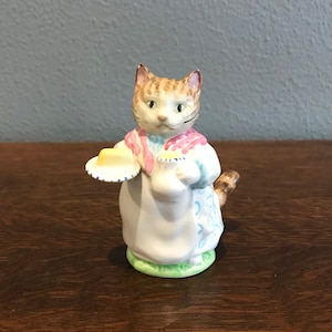 Ribby - BP2A - Beatrix Potter-figur, F. Warne & Co., Beswick, England - Guldfärgad oval ryggstämpel