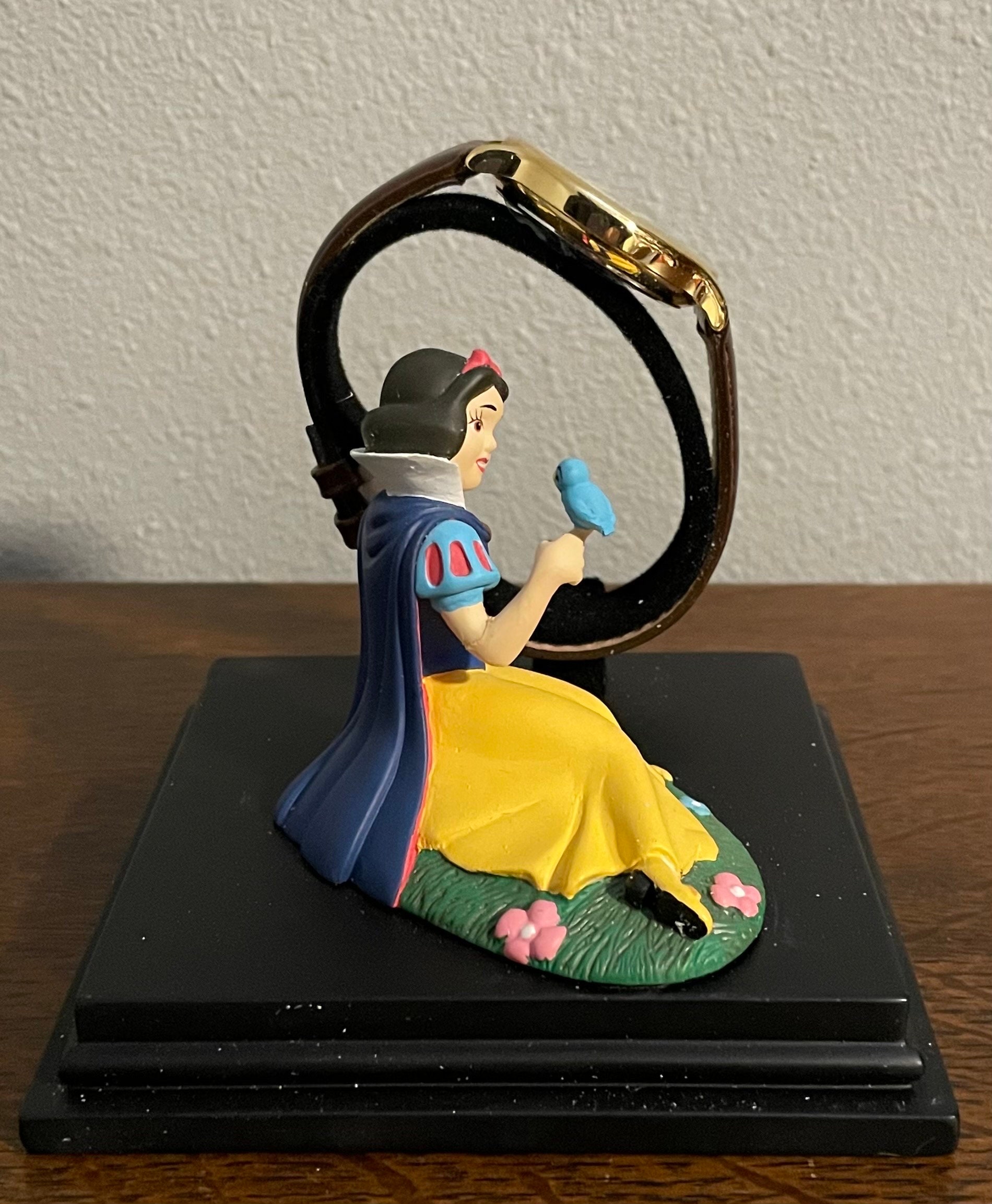 Disney Everlasting Time watch collectors club Snow White & the Seven Dwarfs 1998 Disney Everlasting Time Watch Collectors Club Series  main image 2