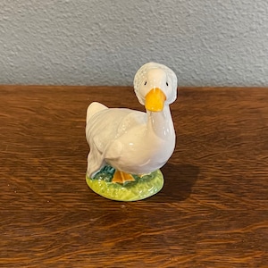 Rebeccah Puddle-Duck- Beatrix Potter Figurine- Beswick, England, Copyright 1981
