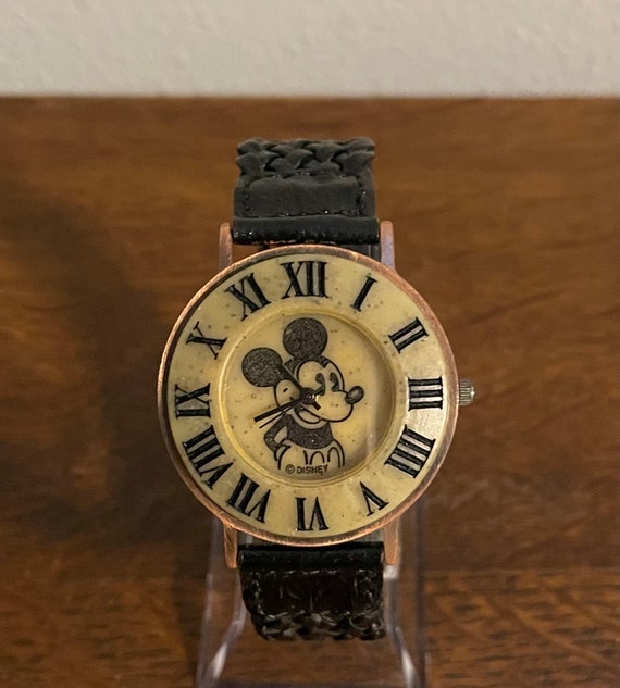 1990’s Disney Store Exclusive Mickey Mouse Watch-… - image 2