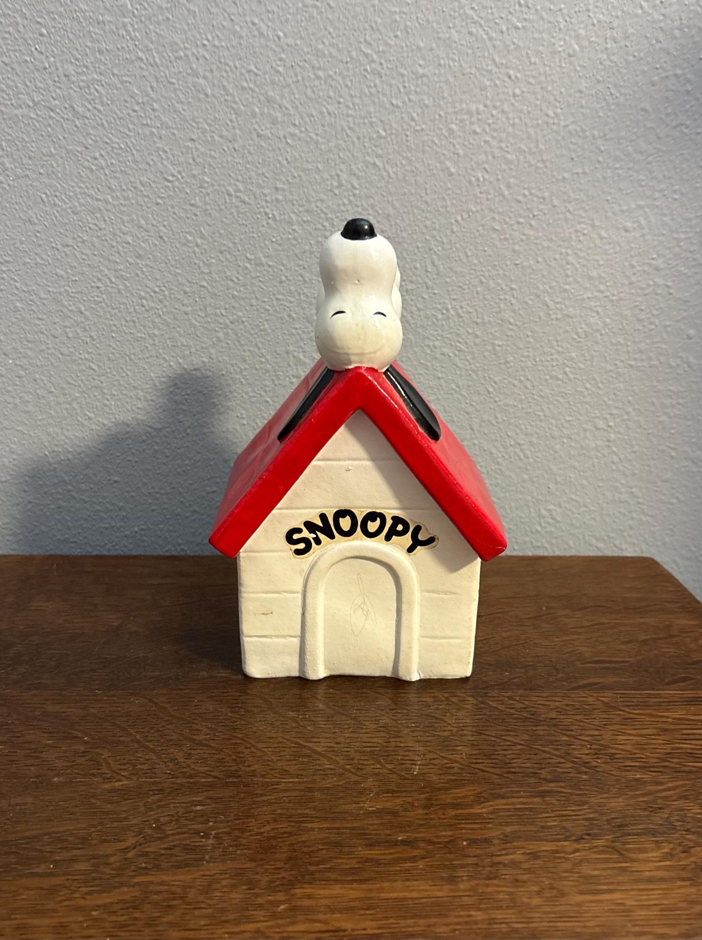 Vintage Snoopy House - Etsy