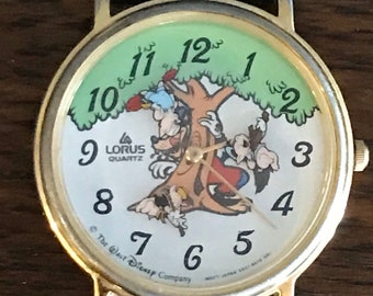 VTG Lorus Walt Disney The Three Little Pigs Big Bad Wolf Watch V531-8A00 - READ THREE LITTLE PIGS & Big Bad WOLF, WD  main image 3