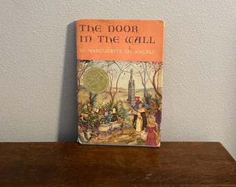 マルグリット・ド・アンジェリ著『壁の中の扉』の初版、初期印刷 - 1950年ニューベリー賞受賞