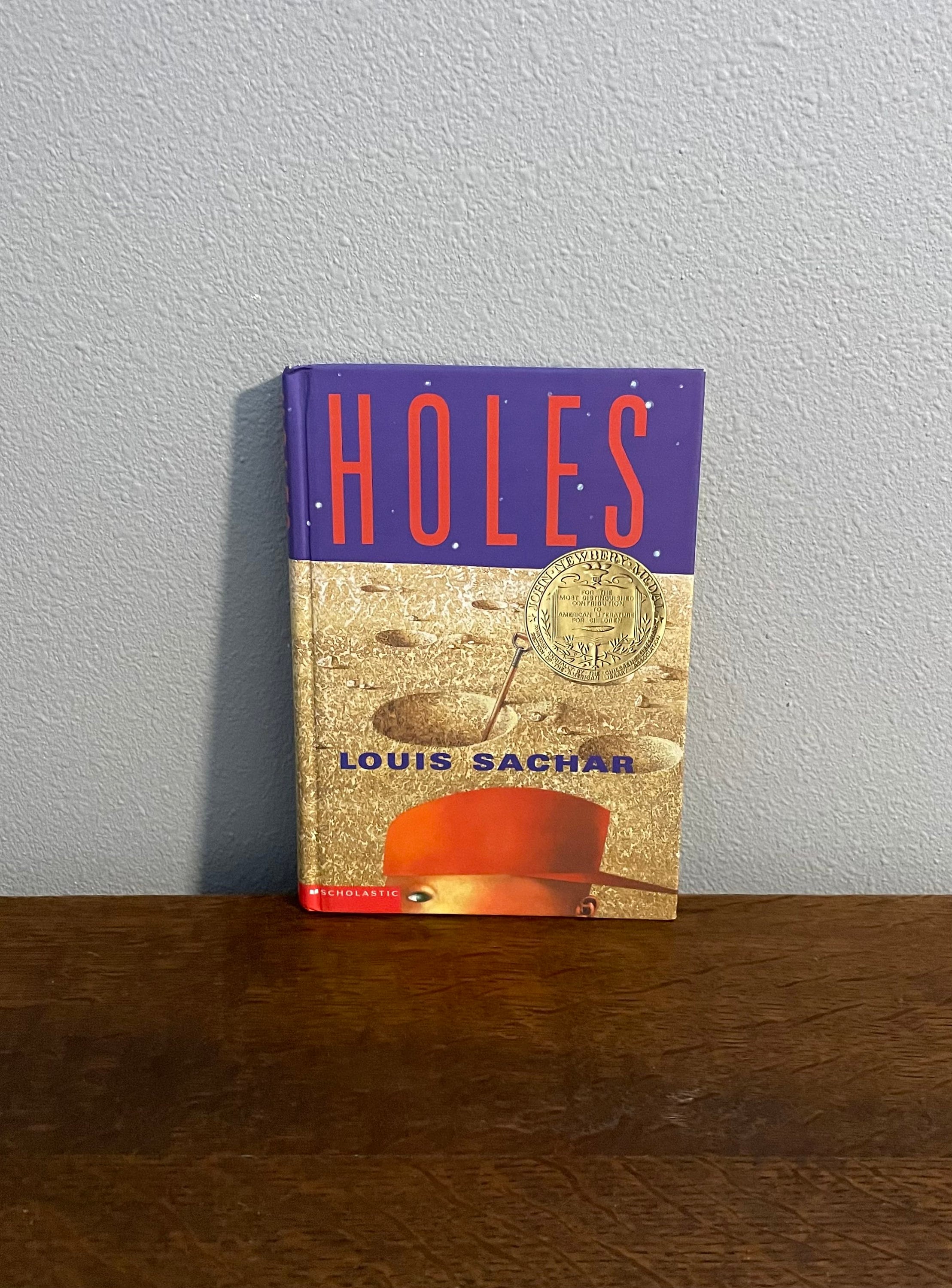 Holes by Louis Sachar - 1st Edition - 1999 - from Blacks Bookshop