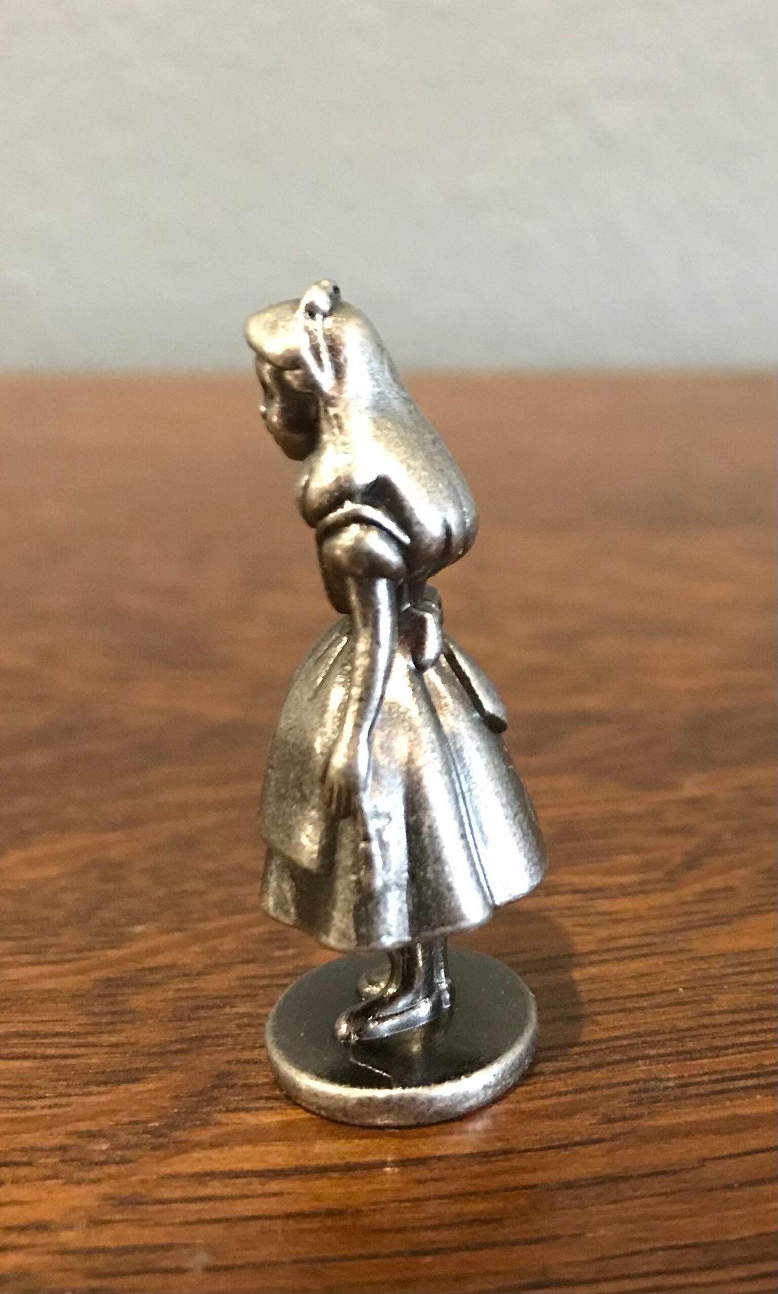 alice in wonderland pewter figurines