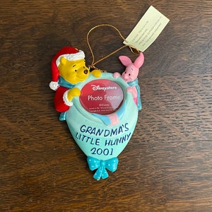 2001 Disney Store Winnie the Pooh and Piglet “Grandma’s Little Hunny” Picture Frame Ornament- Vintage Disney Pooh and Piglet Ornament