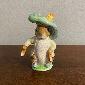 Benjamin Bunny- BP2a Beatrix Potter Gold Oval Figurine- Beswick, England