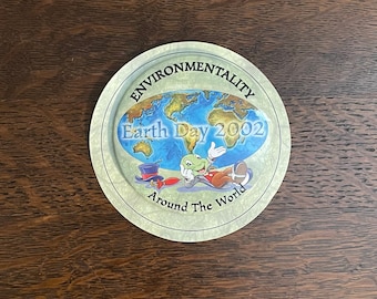 2002 Disney Jiminy Cricket “Environmentality Around the World” Earth Day Pin- Vintage Disney Earth Day Pin