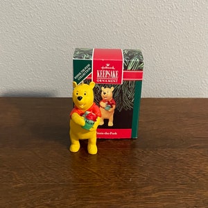 1990&#39;s Hallmark Winnie the Pooh Ornament- Vintage Disney Winnie-the-Pooh Collection Christmas Ornament