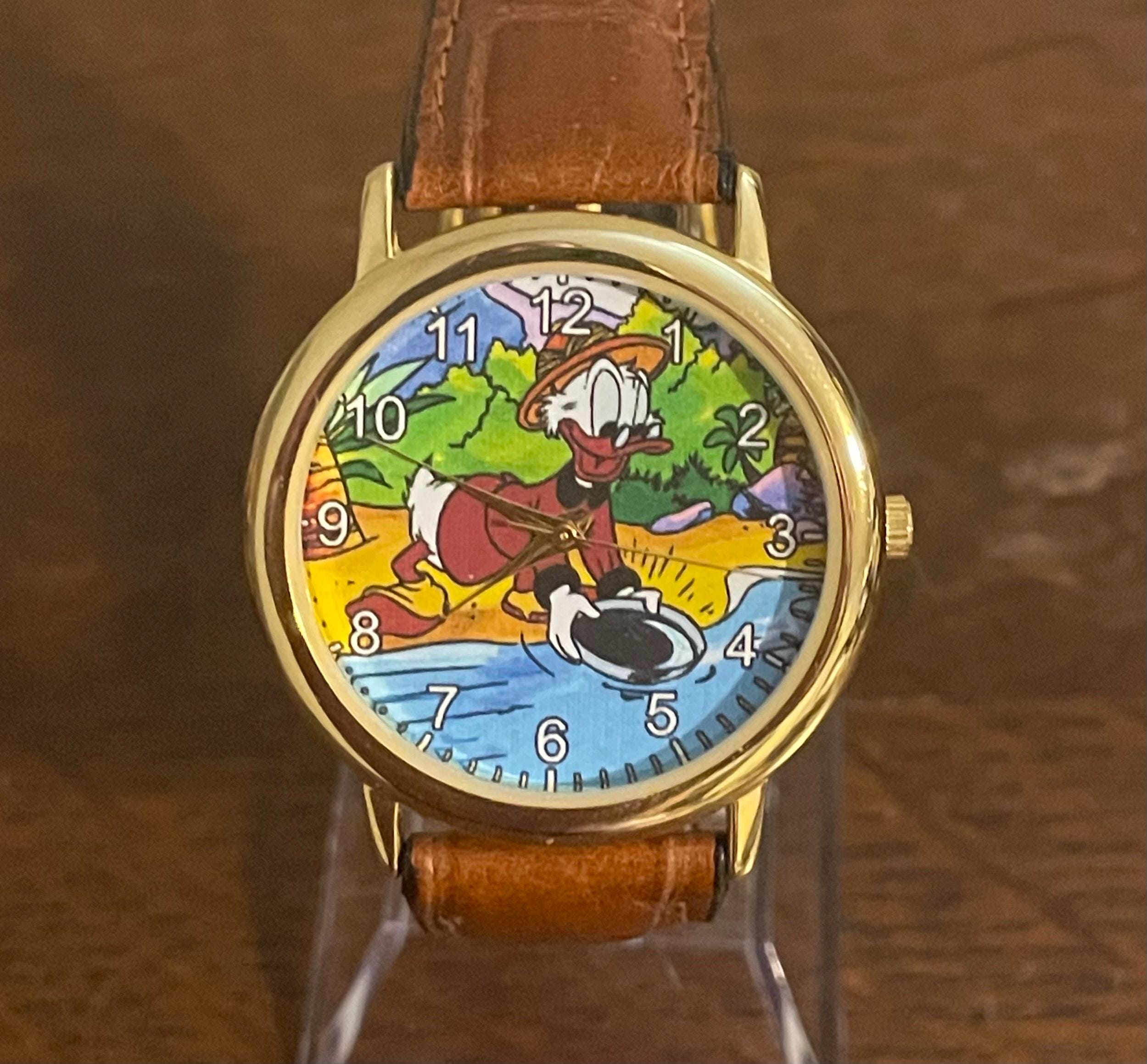 Vintage Disney Donald Duck Gold Watch - Unique Collectible Timepiece ? Inspired by the one and only Scrooge McDuck and his  main image 3