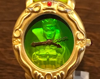 1990&#39;s Disney Store Exclusive Snow White Evil Queen Wristwatch- Snow White and the Seven Dwarfs Disney Evil Queen Mirror Watch