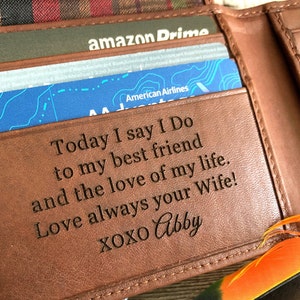 Regalo para el novio de la novia el día de la boda • billetera personalizada para el esposo • regalo de bodas para el esposo • regalo de bodas para el esposo • toffee 7751 +