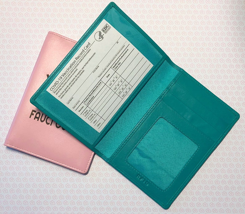 Gift for Mom Vaccine Card Holder Mother/'s Day Gift Grandmother Genuine Leather Holder for Medical /& Vaccination Cards