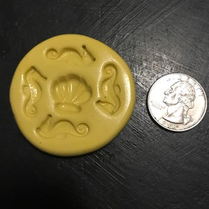 Mini Seahorse Mold