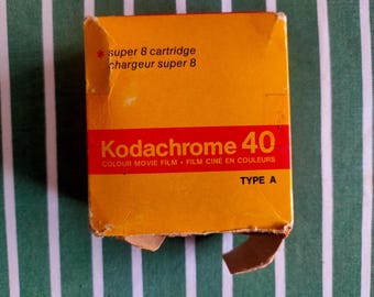 使用期限切れのコダクローム40タイプA – スーパー8カラーフィルム – 1979年5月？ – 未開封カートリッジ、ビンテージコレクターズアイテム