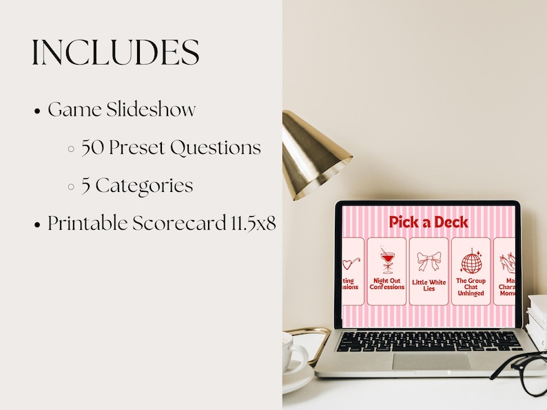Op de afbeelding: Een laptop toont een spel genaamd "Pick a Deck" met roze en witte strepen. Het scherm toont vijf categorie&euml;n met pictogrammen en tekst. De afbeelding bevat ook een lijst met spelfuncties: game slideshow, 50 vooraf ingestelde vragen, 5 categorie&euml;n en een afdrukbare scorekaart.