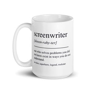 Manusförfattare kaffemugg – Rolig skrivargåva – Manusförfattarmugg – Filmindustrimugg – Filmförfattare kontorshumorgåva