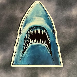 "Battle Tribe Jaws Großer, weißer ""Sticker""."